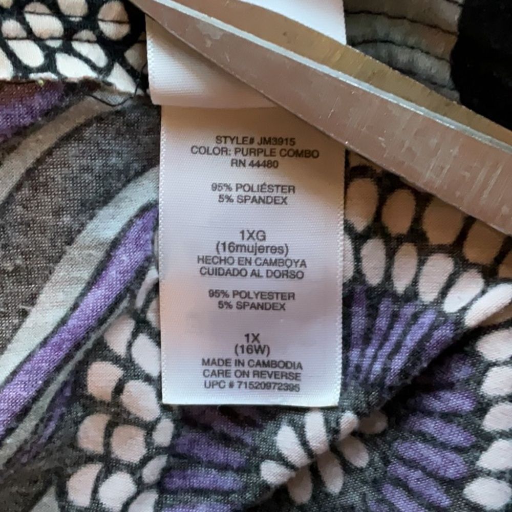 Just My Size Gray White Purple Black Magenta Graphic 3/4 Sleeve Blouse Women 1X - Picture 4 of 6
